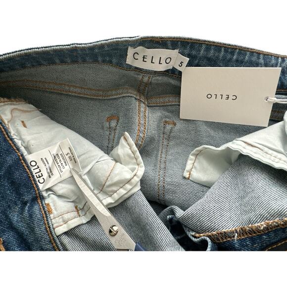 CELLO HIGH RISE SKINNY FLARE Size 5 - Picture 12 of 13